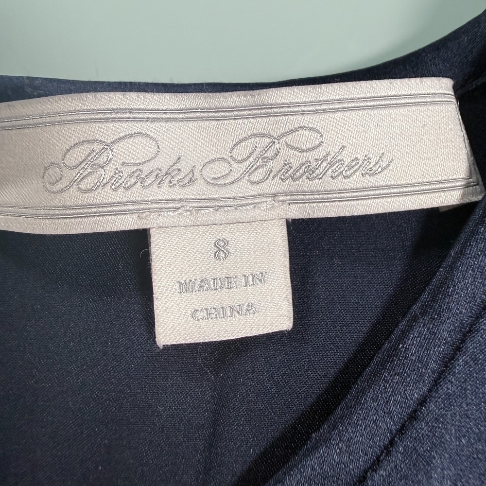 Brooks Brothers 100% Silk Navy Blue Sleeveless Blouse Shell Top Keyhole Womens-8 - Picture 3 of 11